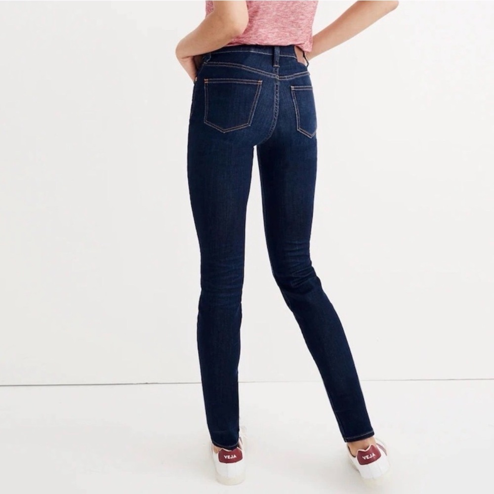Madewell Mid-Rise Skinny Jeans in Larkspur Wash